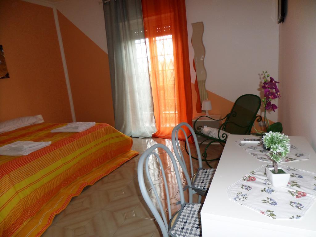 B&B Villino Lory Marino Exterior photo