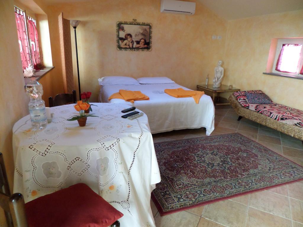 B&B Villino Lory Marino Room photo